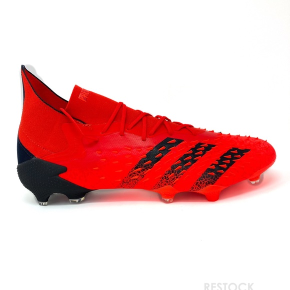 Adidas Predator Freak+ SG Red FY6256 13.5M BRAND NEW - Picture 2 of 6